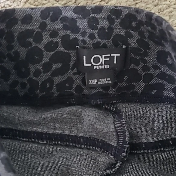 Loft leopard leggings XXSP - Picture 5 of 8
